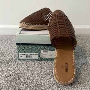 Size 9 women’s Cognac Mule, NWT